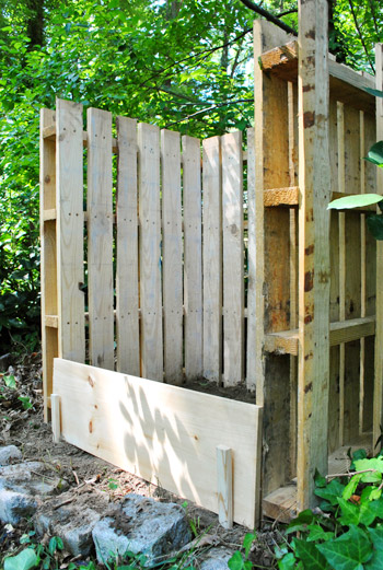 making a compost bin from pallets young house love