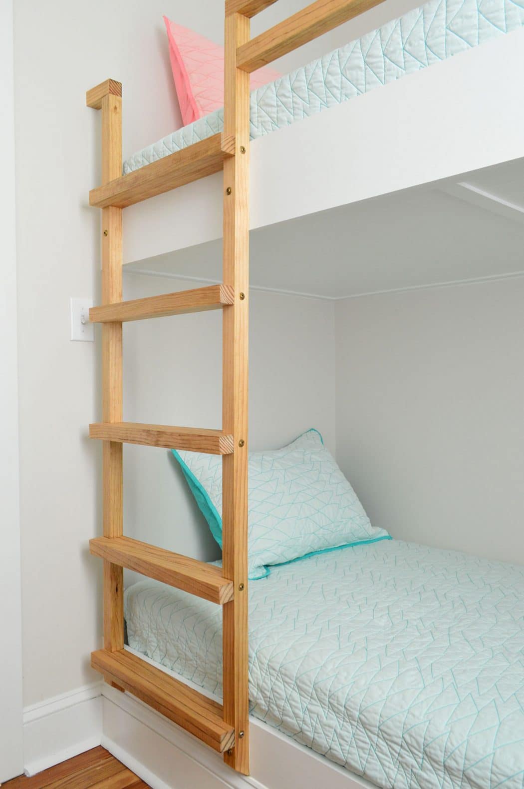 how-to-make-diy-built-in-bunk-beds-wzrost